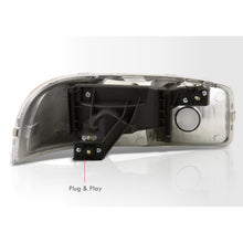 Load image into Gallery viewer, GMC Sierra 1500 1999-2007 / Sierra 2500 1999-2004 / Sierra 1500HD 2500HD 3500 2001-2007 / Yukon 1999-2006 / Yukon XL 1500 2500 2000-2006 Factory Style Headlights Chrome Housing Clear Len Amber Reflector