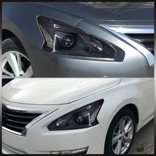 Load image into Gallery viewer, Nissan Altima Sedan 2013-2015 Factory Style Projector Headlights Black Housing Clear Len Clear Reflector (Halogen Models Only)
