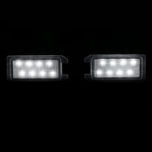 Load image into Gallery viewer, Fiat 500 2013-2020 / Dodge Viper 2015-2017 / Jeep Grand Cherokee 2014-2022 / Maserati Levante 2017-2022 White SMD LED License Plate Lights Clear Len