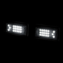 Load image into Gallery viewer, Mini Cooper Hatchback R50 R53 2002-2006 / Cooper Convertible R52 2004-2008 White SMD LED License Plate Lights Clear Len