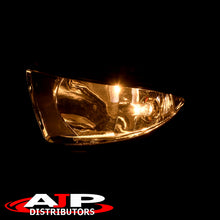 Load image into Gallery viewer, Honda Civic 2004-2005 Front Fog Lights Smoked Len (Includes Switch & Wiring Harness)