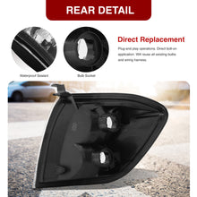 Load image into Gallery viewer, Toyota Tundra (Double Cab / 4 Door Models Only) 2005-2006 / Sequoia 2005-2007 Factory Style Corners Black Housing Clear Len Clear Reflector
