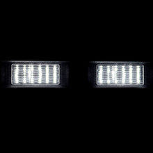 Load image into Gallery viewer, Mercedes Benz / Fiat / Infiniti / Lancia / Nissan / Toyota / Volkswagen White SMD LED License Plate Lights Clear Len
