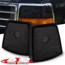 Load image into Gallery viewer, Ford F150 Bronco 92-96 Corner Light Chrome Housing Smoke Lens
